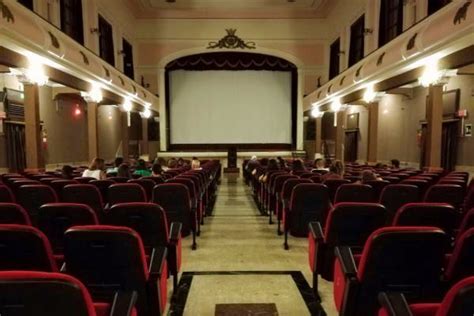 cinema crotone|Cinema Apollo a Crotone film in programmazione orari sale